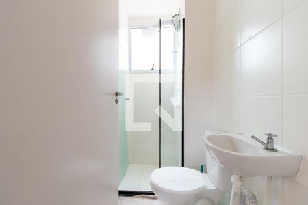 Banheiro Social de apartamento à venda com 2 quartos, 40m² em Campo de Santana, Curitiba