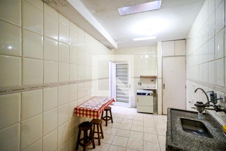 Casa de condomínio à venda com 120m², 2 quartos e sem vagaÁrea de serviço