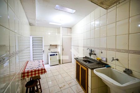 Casa de condomínio à venda com 120m², 2 quartos e sem vagaÁrea de serviço