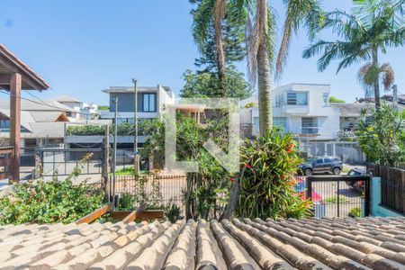 Casa à venda com 340m², 4 quartos e 4 vagasVaranda quarto 4