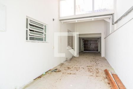 Casa à venda com 340m², 4 quartos e 4 vagasQuintal