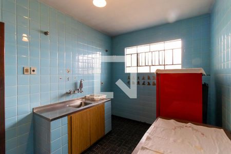 Casa para alugar com 270m², 8 quartos e 3 vagasCozinha