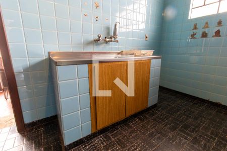 Casa para alugar com 270m², 8 quartos e 3 vagasCozinha