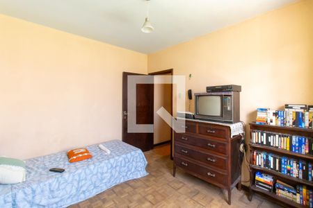 Casa para alugar com 270m², 8 quartos e 3 vagasQuarto 2