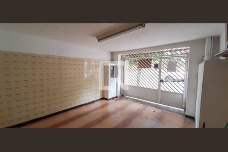 Casa à venda com 205m², 4 quartos e 1 vagaGaragem