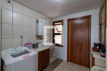 Casa à venda com 382m², 4 quartos e 2 vagasÁrea de Serviço