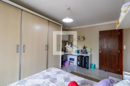 Casa à venda com 382m², 4 quartos e 2 vagasQuarto 2