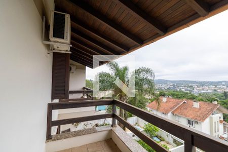 Casa à venda com 382m², 4 quartos e 2 vagasVaranda da Suíte