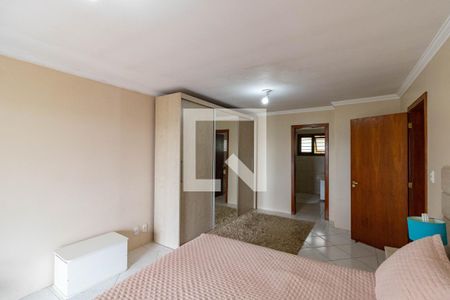 Casa à venda com 382m², 4 quartos e 2 vagasSuíte