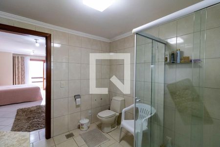 Casa à venda com 382m², 4 quartos e 2 vagasBanheiro da Suíte