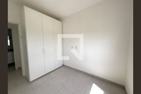 Apartamento para alugar com 69m², 3 quartos e 2 vagasQuarto 2