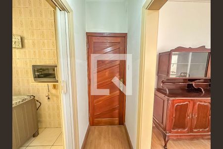 Apartamento para alugar com 75m², 2 quartos e 1 vagaCorredor
