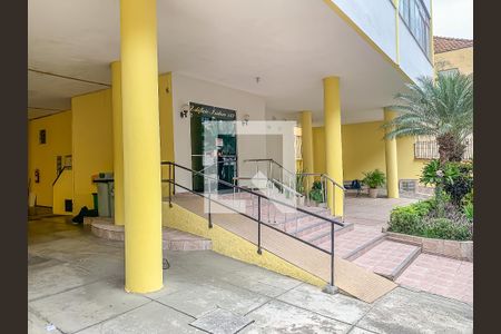 Apartamento para alugar com 75m², 2 quartos e 1 vagaFachada