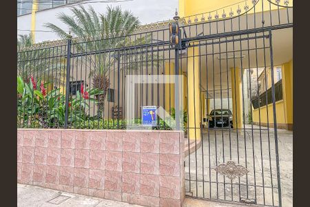 Apartamento para alugar com 75m², 2 quartos e 1 vagaFachada