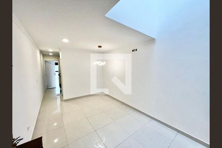 Sala de casa para alugar com 3 quartos, 140m² em Vila Isolina Mazzei, São Paulo