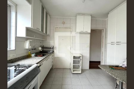 Apartamento à venda com 89m², 2 quartos e 2 vagasCozinha 