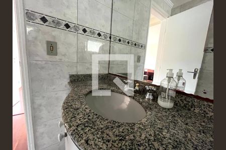 Apartamento à venda com 89m², 2 quartos e 2 vagasBanheiro 