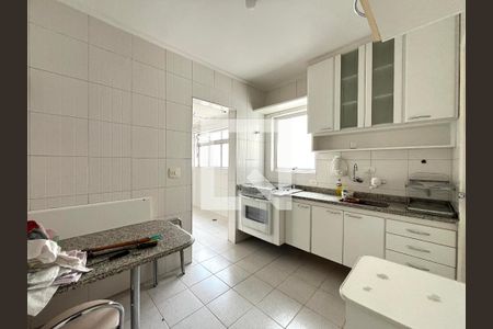 Apartamento à venda com 89m², 2 quartos e 2 vagasCozinha 