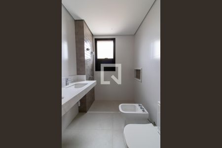 Apartamento à venda com 170m², 3 quartos e 3 vagasBanheiro 3