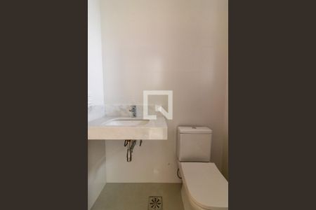 Apartamento à venda com 170m², 3 quartos e 3 vagasBanheiro 2