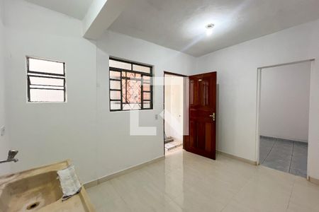 Sala/Cozinha de casa para alugar com 1 quarto, 35m² em Vila Pereira Barreto, São Paulo