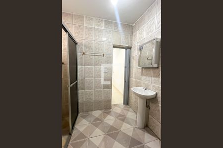Banheiro de casa para alugar com 1 quarto, 35m² em Vila Pereira Barreto, São Paulo