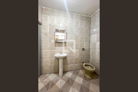 Casa para alugar com 35m², 1 quarto e sem vaga Casa para alugar com 35m², 1 quarto e sem vagaBanheiro