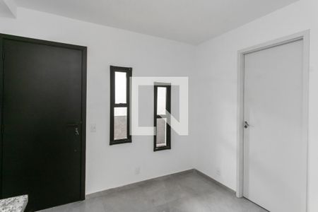 Sala de apartamento para alugar com 2 quartos, 30m² em Guaiauna, São Paulo