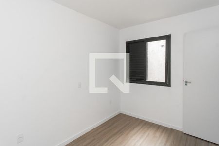 Quarto 1 de apartamento para alugar com 2 quartos, 30m² em Guaiauna, São Paulo