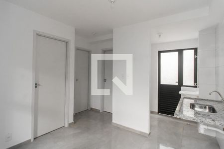 Sala de apartamento para alugar com 2 quartos, 30m² em Guaiauna, São Paulo