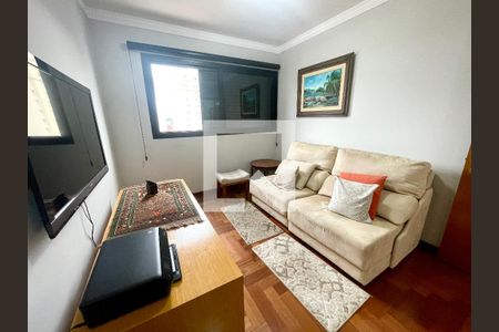 Apartamento à venda com 315m², 3 quartos e 3 vagas Apartamento à venda com 315m², 3 quartos e 3 vagasSuíte 3
