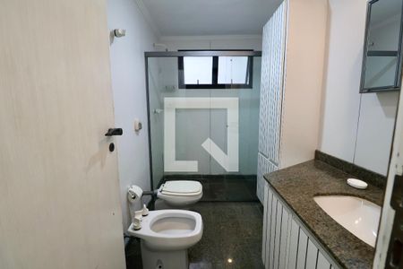 Apartamento para alugar com 225m², 4 quartos e 2 vagasBanheiro Social