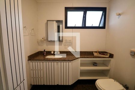 Apartamento para alugar com 225m², 4 quartos e 2 vagasBanheiro Suíte 2