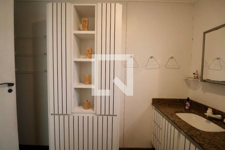 Apartamento para alugar com 225m², 4 quartos e 2 vagasBanheiro Suíte 2