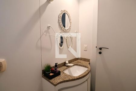 Apartamento para alugar com 225m², 4 quartos e 2 vagasLavabo