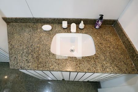 Apartamento para alugar com 225m², 4 quartos e 2 vagasBanheiro Social