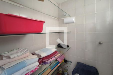 Apartamento à venda com 108m², 3 quartos e 1 vagaBanheiro de Serviço