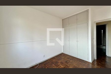 Apartamento à venda com 110m², 3 quartos e 1 vaga Apartamento à venda com 110m², 3 quartos e 1 vagaquarto