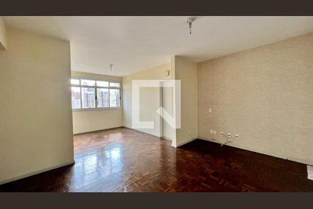 Apartamento à venda com 110m², 3 quartos e 1 vaga Apartamento à venda com 110m², 3 quartos e 1 vagasala