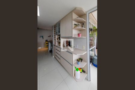 Apartamento à venda com 94m², 3 quartos e 2 vagasCozinha