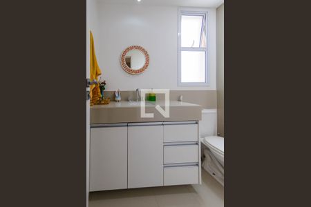 Apartamento à venda com 94m², 3 quartos e 2 vagasBanheiro