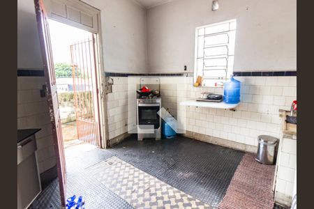 Casa à venda com 300m², 2 quartos e 3 vagasCozinha