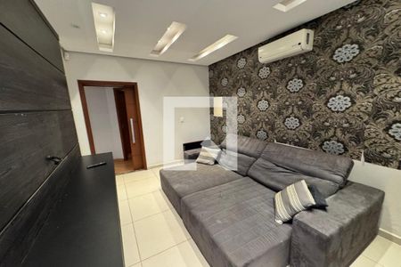 Casa para alugar com 185m², 3 quartos e 2 vagas Casa para alugar com 185m², 3 quartos e 2 vagasSala Home