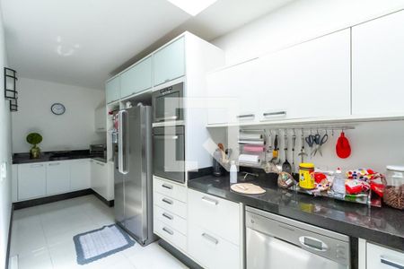 Casa à venda com 200m², 3 quartos e 2 vagasCozinha