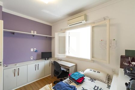 Casa à venda com 200m², 3 quartos e 2 vagasQuarto 3