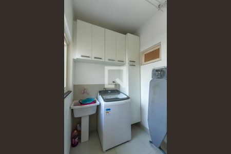 Casa à venda com 200m², 3 quartos e 2 vagasÁrea de Serviço