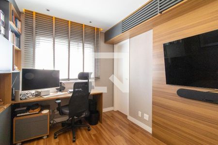 Apartamento para alugar com 132m², 3 quartos e 3 vagas Apartamento para alugar com 132m², 3 quartos e 3 vagasQuarto 3