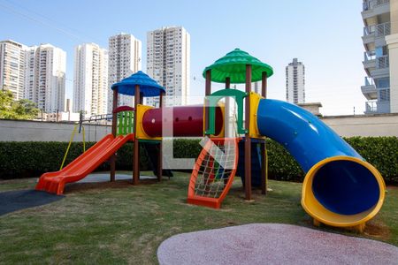 Apartamento para alugar com 132m², 3 quartos e 3 vagas Apartamento para alugar com 132m², 3 quartos e 3 vagasÁrea comum