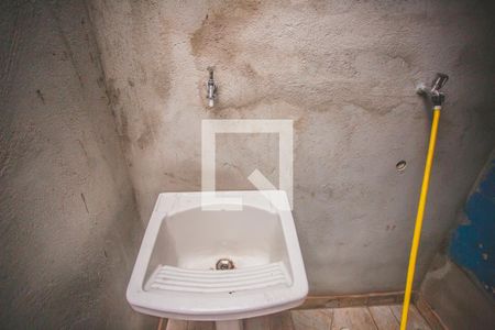 Casa para alugar com 25m², 1 quarto e sem vagaÁrea de Serviço