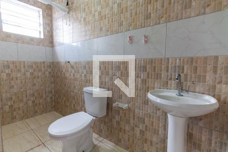 Casa para alugar com 45m², 2 quartos e sem vaga Casa para alugar com 45m², 2 quartos e sem vagaBanheiro